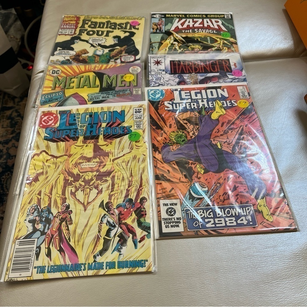 Vintage Marvel And DC Comics Comic Book Lot Of 15